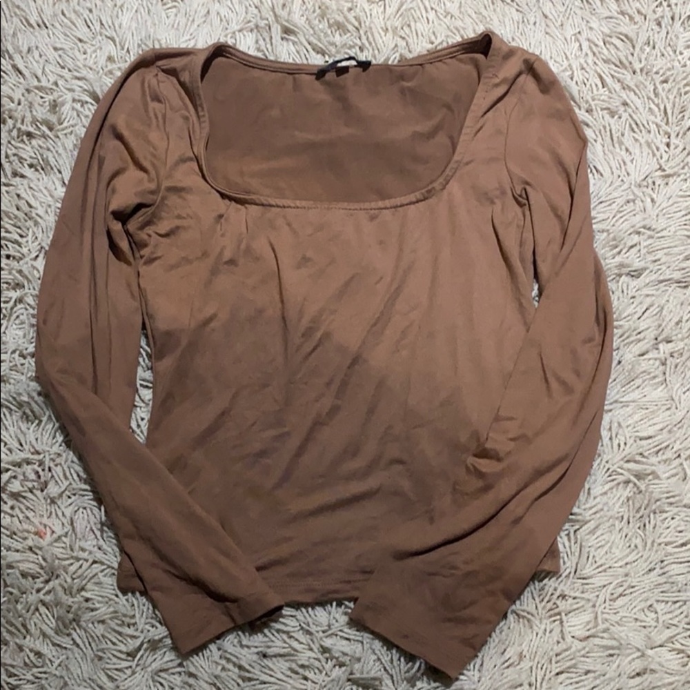 Square neck long sleeve